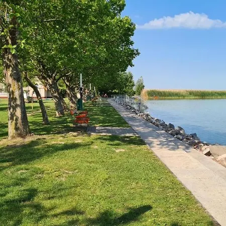 Egri Apartmanhaz *