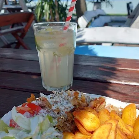 Egri Apartmanhaz Balatonfenyves